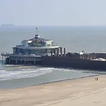 Central Sea-View Apartment In Blankenberge